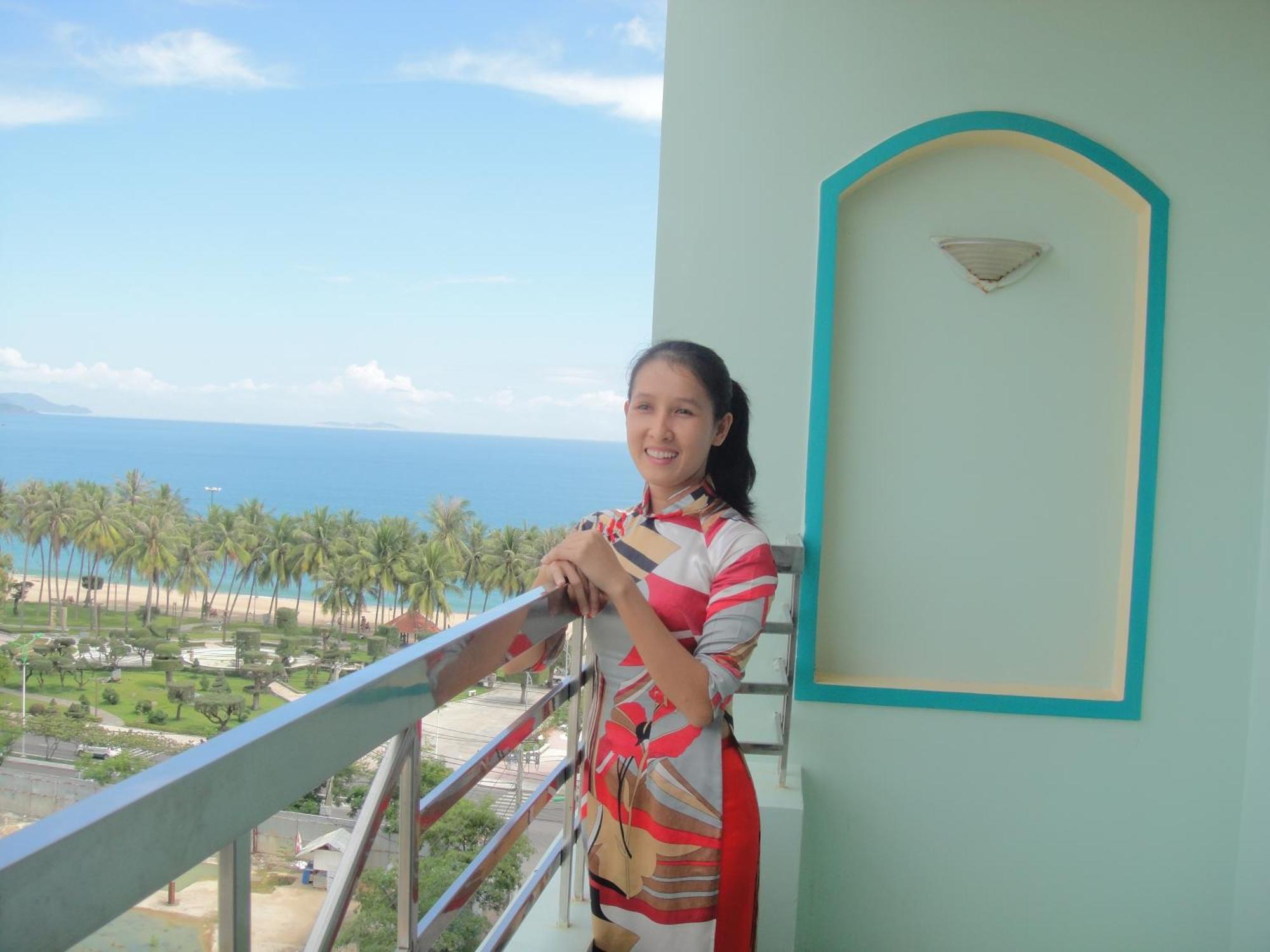 Hoang Son Hotel На Транг Екстериор снимка