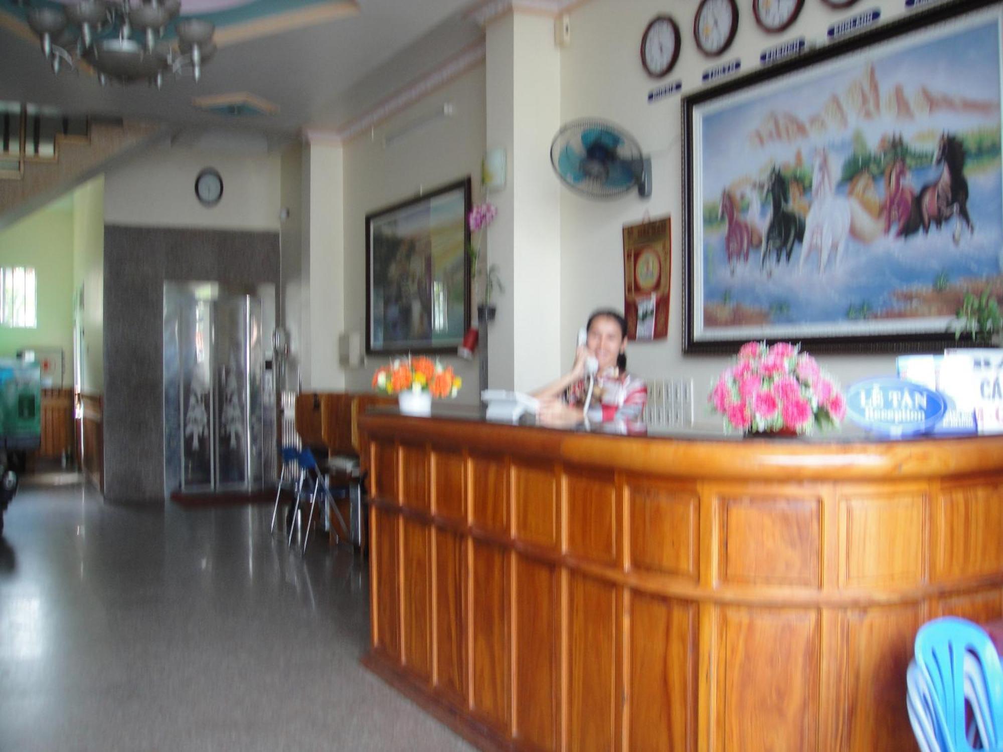 Hoang Son Hotel На Транг Екстериор снимка