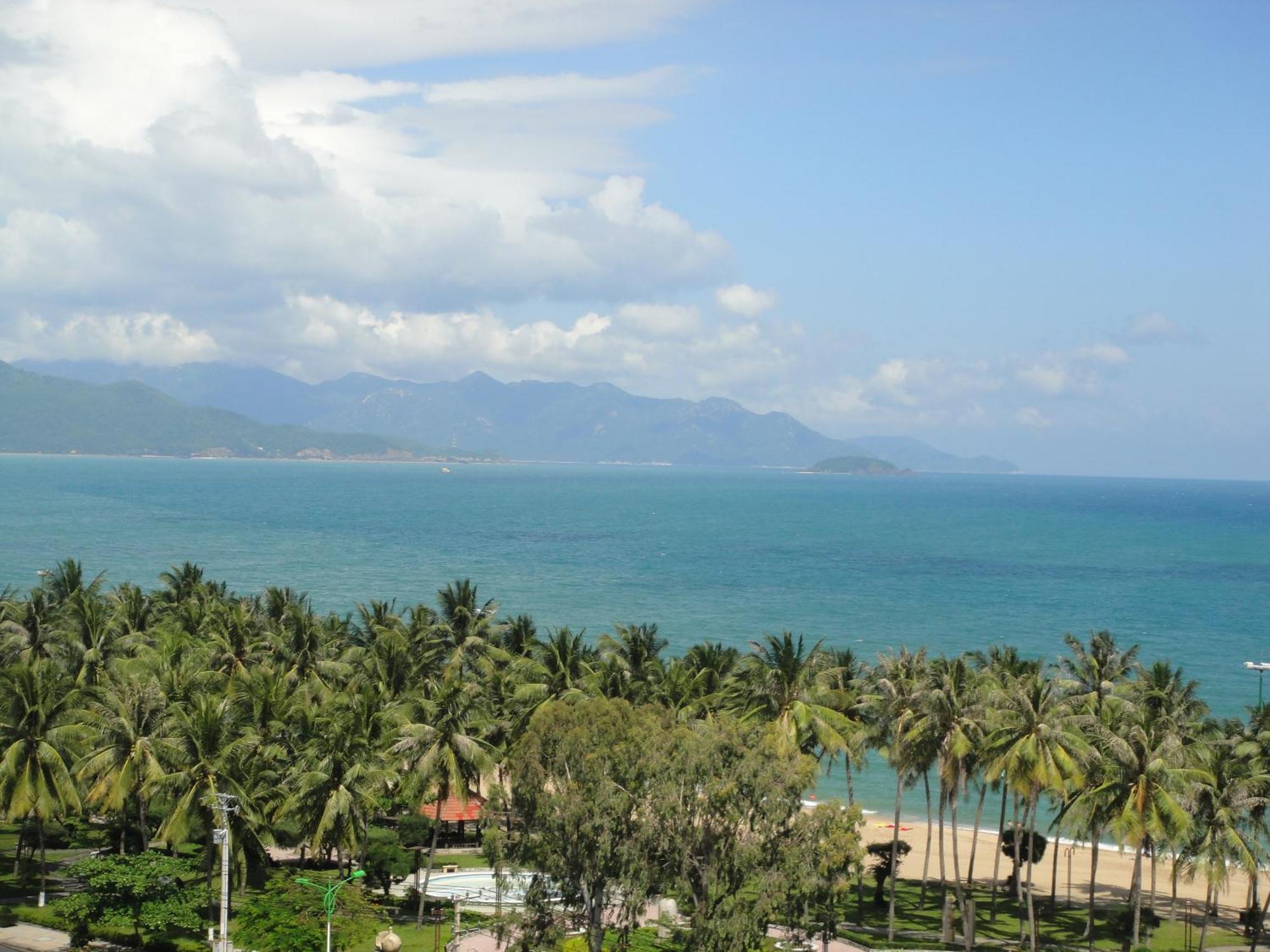 Hoang Son Hotel На Транг Екстериор снимка