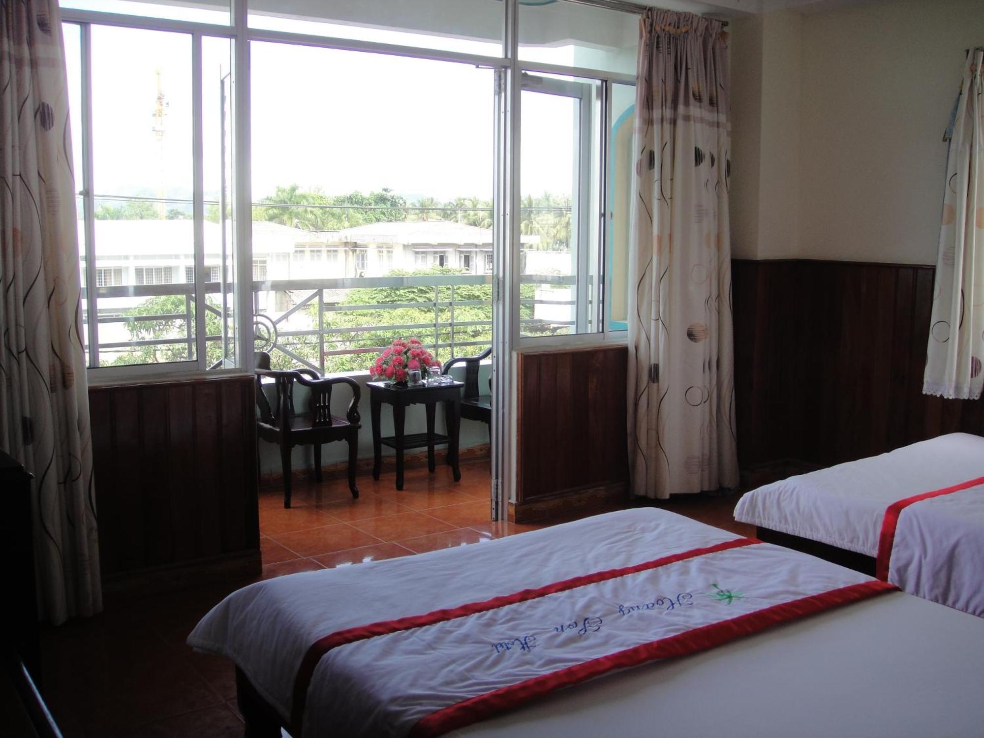 Hoang Son Hotel На Транг Екстериор снимка