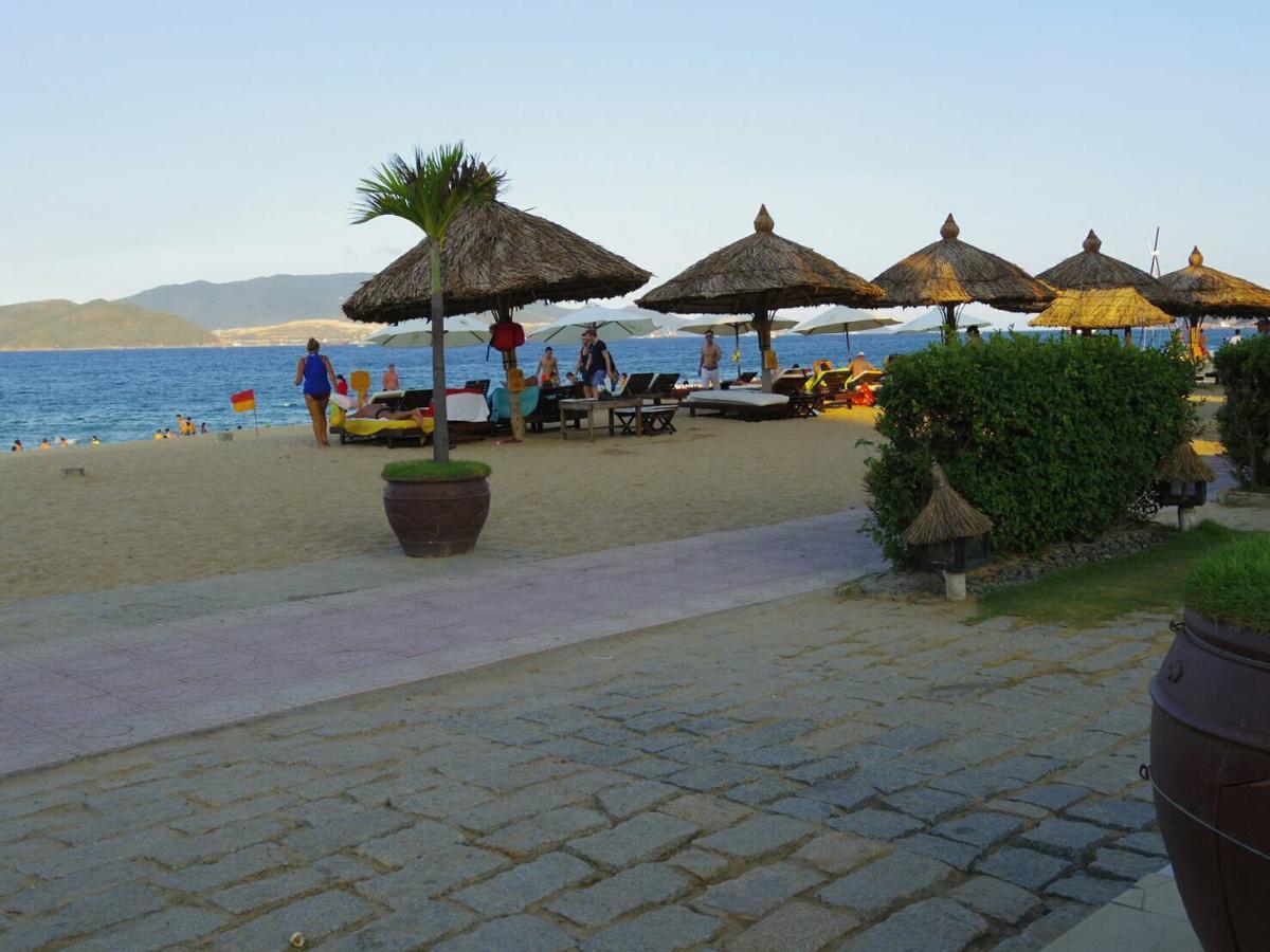 Hoang Son Hotel На Транг Екстериор снимка